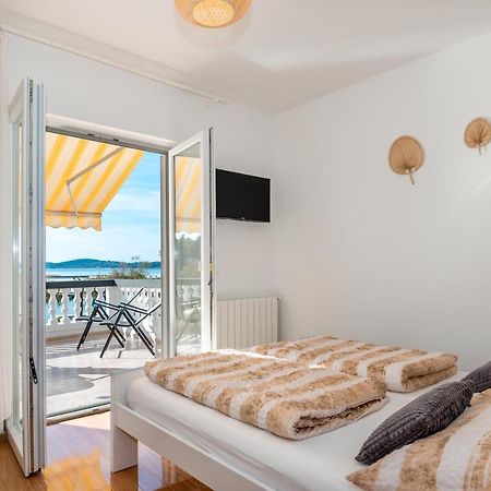 Apartment And Rooms Dalmatiko Vodice Exteriér fotografie