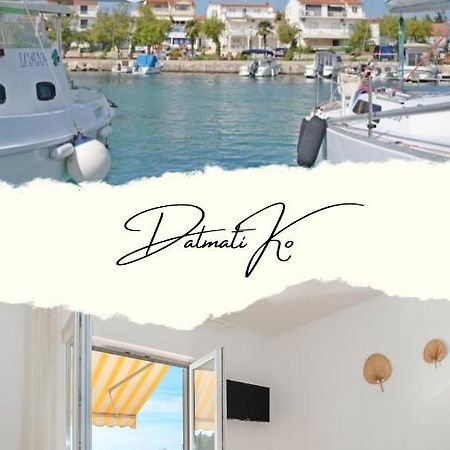 Apartment And Rooms Dalmatiko Vodice Exteriér fotografie